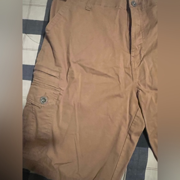 IRON FLEX Mens Shorts Size: 38 Waist Color: Desert Camel 10” Inseam EUC - Picture 3 of 7